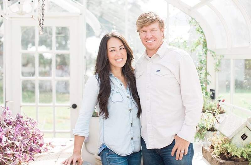 Mangez de la nourriture du jardin de Joanna Gaines au restaurant de table de magnolia juste ouvert