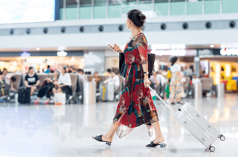 Pourquoi les chaînes de restauration rapide pourraient être votre option de repas la plus saine à l'aéroport