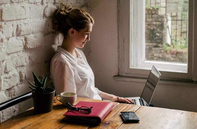 Perché ricordare che non sei il tuo lavoro è fondamentale per il tuo benessere