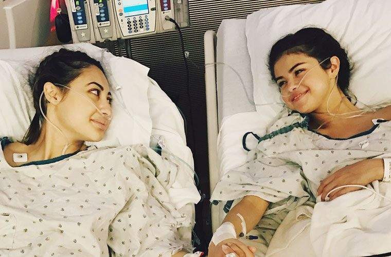 Como o transplante de rim de Selena Gomez pode afetar sua doença auto -imune