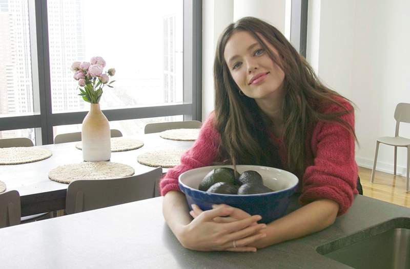 Venha para a máscara de abacate DIY de Emily Didonato, fique para a lição de amor próprio