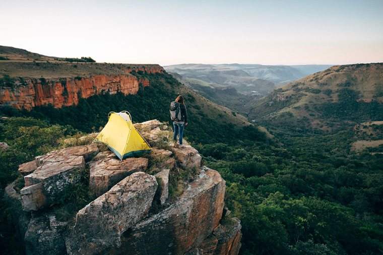 Ini adalah 11 hal penting hiking generasi berikutnya yang dibutuhkan setiap wanita luar modern