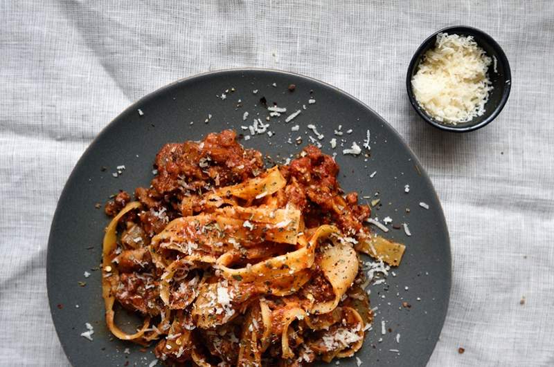 See 'rikkalik' vegan bolognese kastme retsept on peaaegu parem kui päris asi