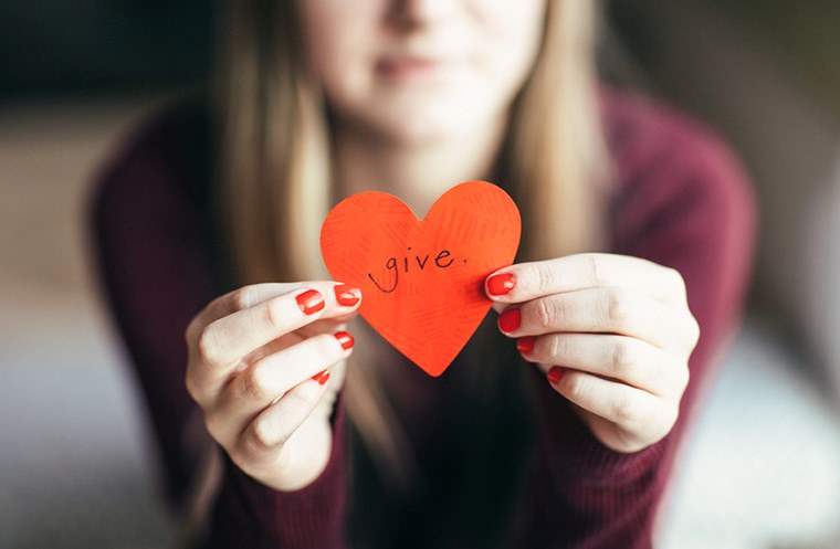 Hvorfor godt+god deltager i at give tirsdag-og hvordan du kan hjælpe