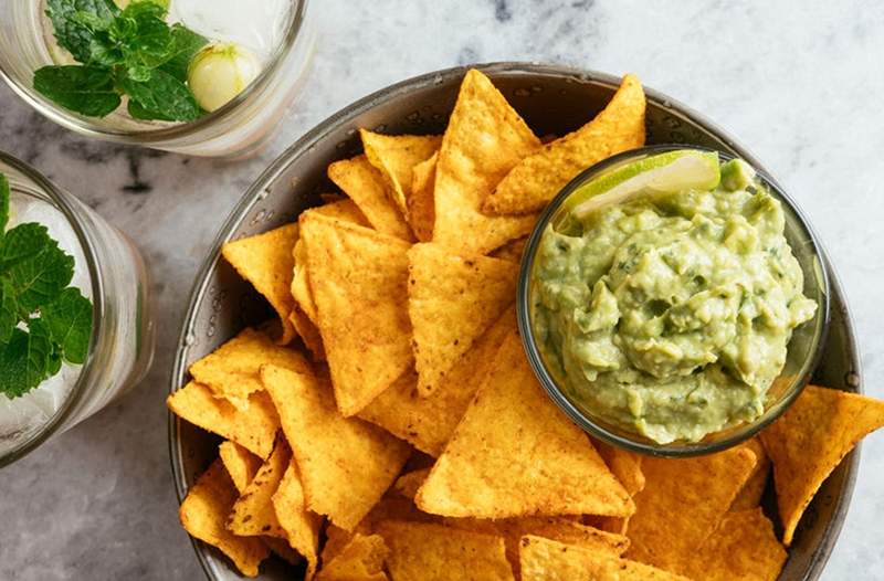 Dieses Avocado -Hummus -Rezept bedeutet, nie wieder harte Entscheidungen treffen zu müssen