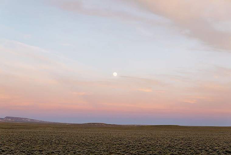 La luna de cosecha completa de hoy es súper rara, ¿por qué