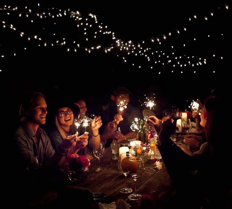 Wie Sie die von Bowl inspirierte Dinnerparty Ihrer Träume veranstalten