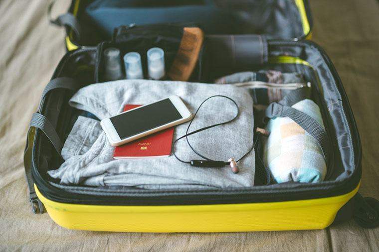 Il est temps d'abandonner les bagages intelligents coûteux et d'obtenir un analogue aux transporteurs aériens, au moins