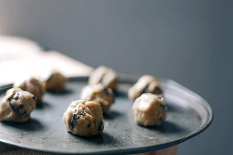 Ahora hay * otra * razón cargada de bacterias para evitar la masa de galletas crudas