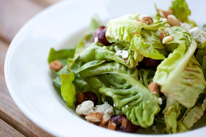 Alles, was Sie über das E wissen müssen. Coli -Ausbruch auf Romaine Salat