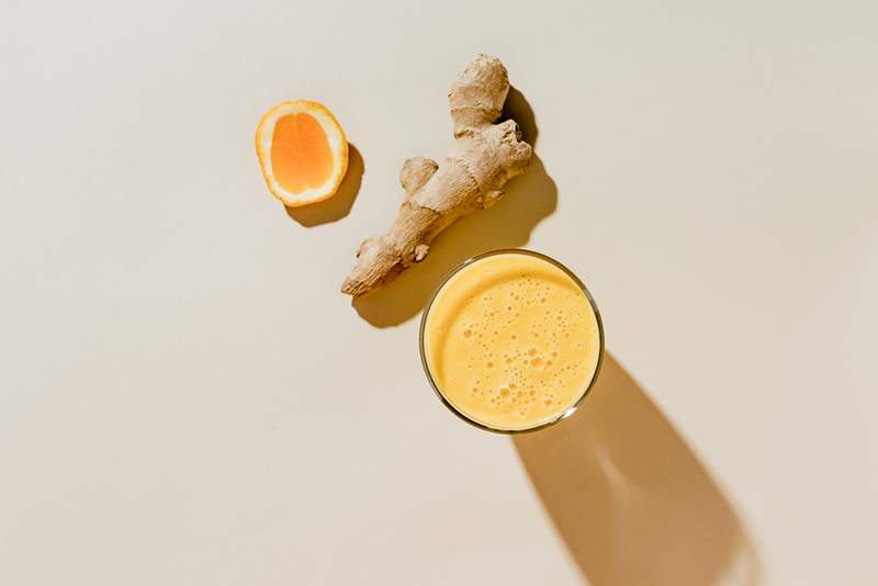 Denne køle ingefær smoothie-opskrift samler uventede smag og antiinflammatoriske fordele