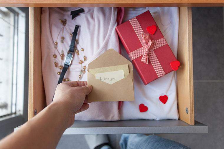 10 Valentinstagsgeschenke, die sexy sind und die Dinge auf die gesündeste Weise erhitzen werden