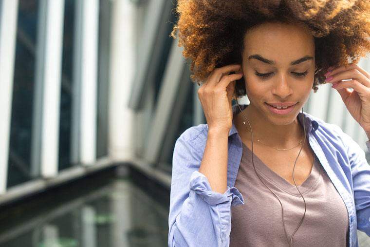 Cette chanson est tellement relaxante, les scientifiques recommandent de ne pas écouter au volant