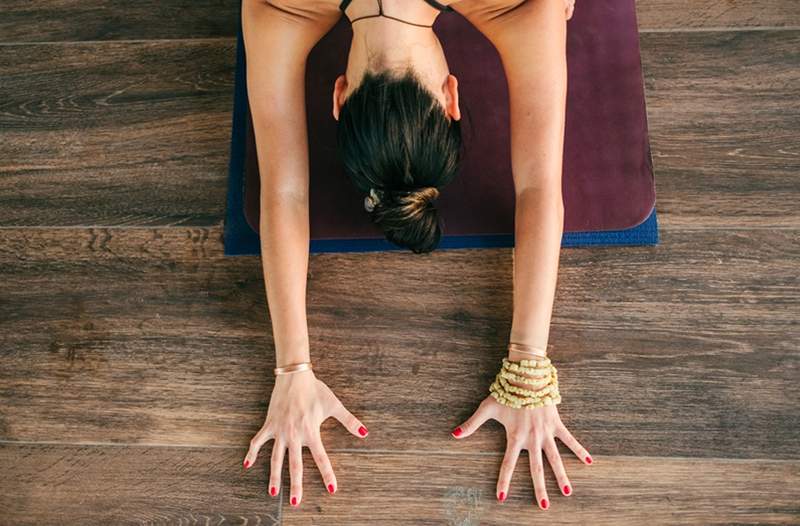 À l'intérieur de la bataille juridique intense qui divise le monde du yoga