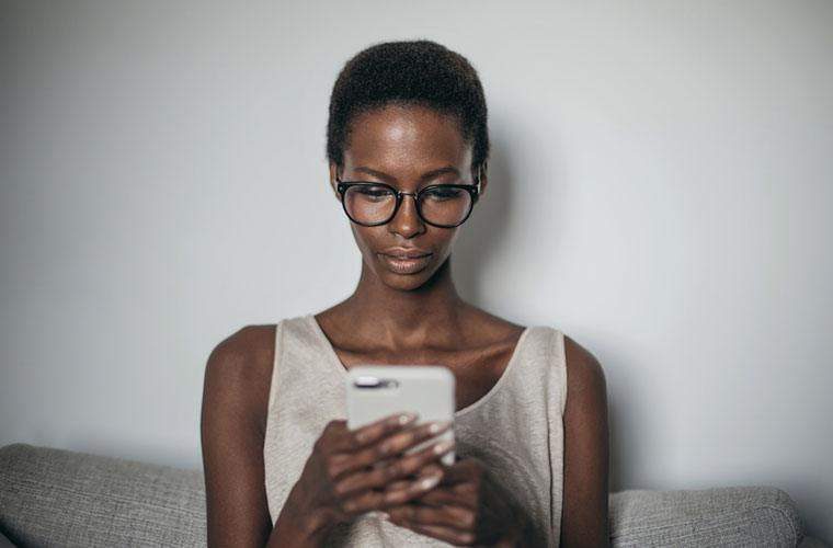 Varför Facebooks sett -meddelanden gör sociala medier till och med * mer * beroendeframkallande