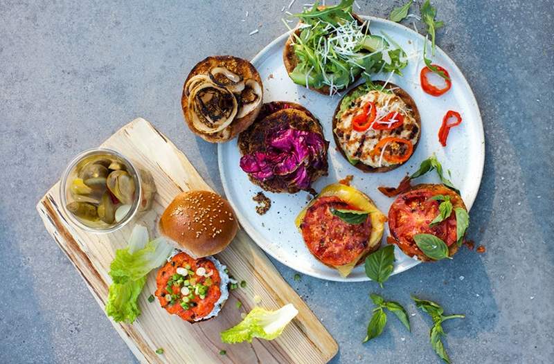 Gardez-vous (et vos plans de barbecue d'été) à l'abri des tiques qui provoquent des allergies à la viande rouge