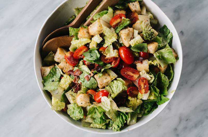 Essas são as melhores saladas saudáveis ​​para encomendar em Chot, de acordo com um nutricionista