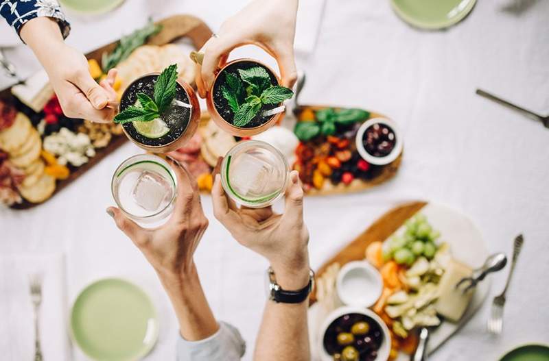 Comment * ne pas * se gaspiller à l'happy hour lorsque vous êtes sur un régime de style céto