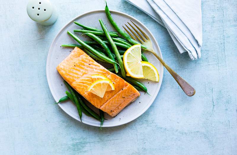 Le diete restrittive possono andare e andare, ma la dieta mediterranea è qui per restare