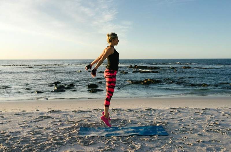 Het 4-bewegingscircuit dat Beachbody-trainers langs zweren voor de zomerreizen