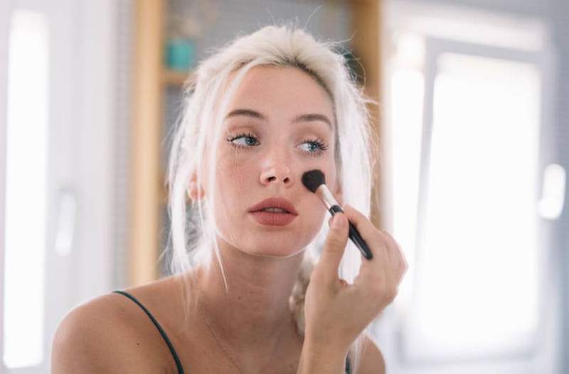 Makeup Primers Lock Foundation på plads-her er hvordan man vælger den bedste til din hudtype