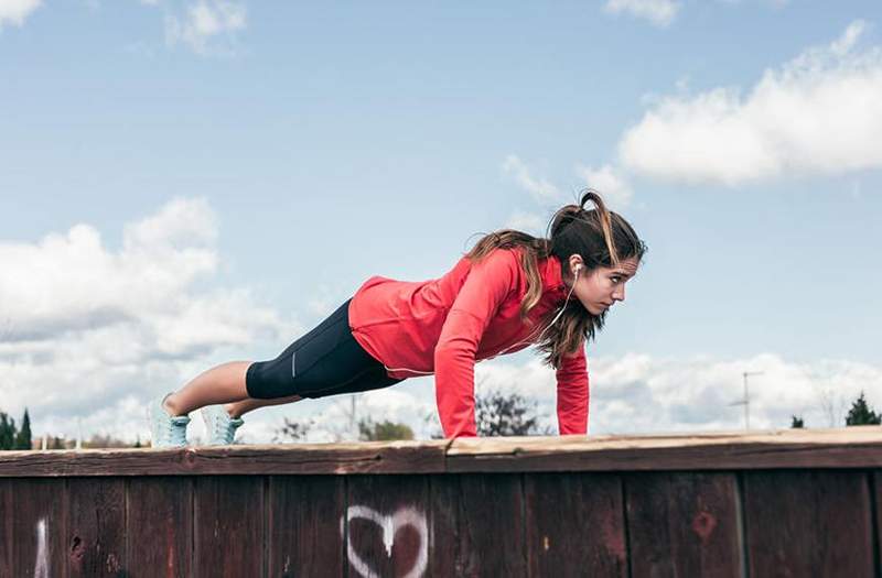 4-veckors plan för att göra mer push-ups * och * perfekt din form