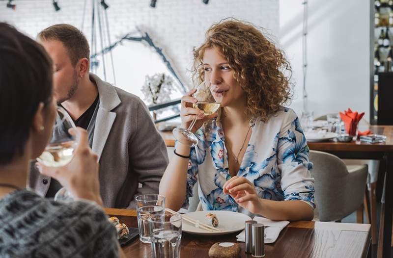 O vinho poderia ser a pasta de dente da natureza? Um estudo mostra que * faz * combate a bactérias causadoras de cavidades