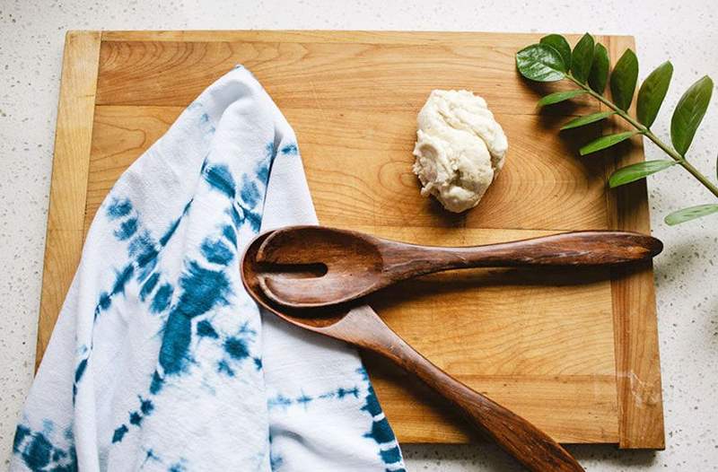 Como reviver colheres de madeira manchadas de comida-e quando deixá-los morrer