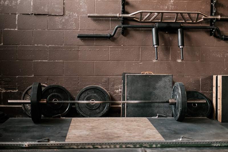 Acest Powerlifter, în vârstă de 78 de ani