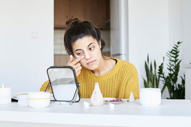 Den bedste fugtighedscreme til fedtet og acne-udsat hud ifølge hudlæger