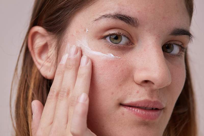 Produits de soins de la peau éprouvés? C'est parce que rester à la maison 24/7 rend votre peau plus sensible