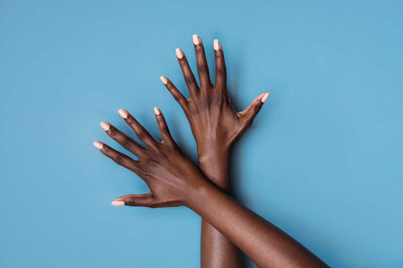 12 dingen manicuristen willen dat je stopt met het doen van je nagels-achtige, gisteren