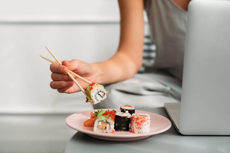 Un maestro de sushi revela todo lo que necesitas para hacer sushi de primer nivel en casa