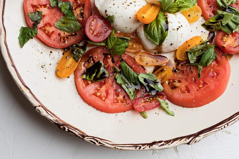 8 alimentos ricos em cálcio para manter seus ossos e músculos fortes à medida que você envelhece