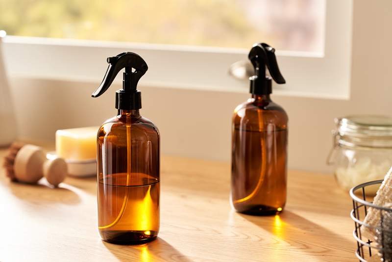 Questa semplice ricetta per cacca spray fai -da -te rinfrescerà il tuo bagno con solo 5 ingredienti