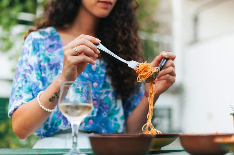 Saya seorang tukang masak yang terlatih dan pasta sombong, dan pasta alternatif yang mengasyikkan dan mesra kesihatan ini mengubah hidup saya