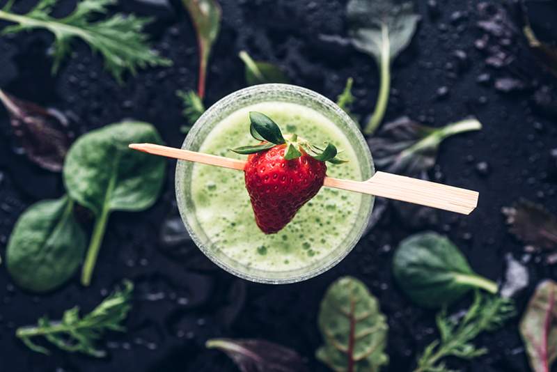 5 protizápalových ingrediencií smoothie, ktoré registrovaný dietológ odporúča, sa