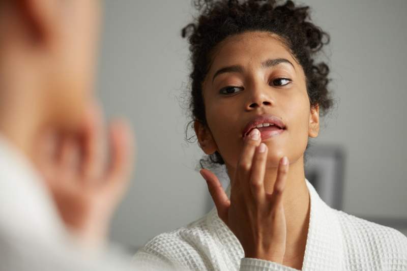 'Saya ahli dermatologi dan * ini * adalah penyakit bibir kering yang paling biasa yang saya lihat pada musim sejuk'