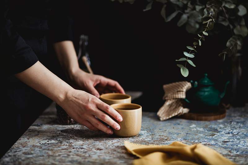 Az eukaliptusz tea kortyolgatása az egyik legegyszerűbb módja az antioxidáns bevitelnek (és ez * annyira nyugtató)