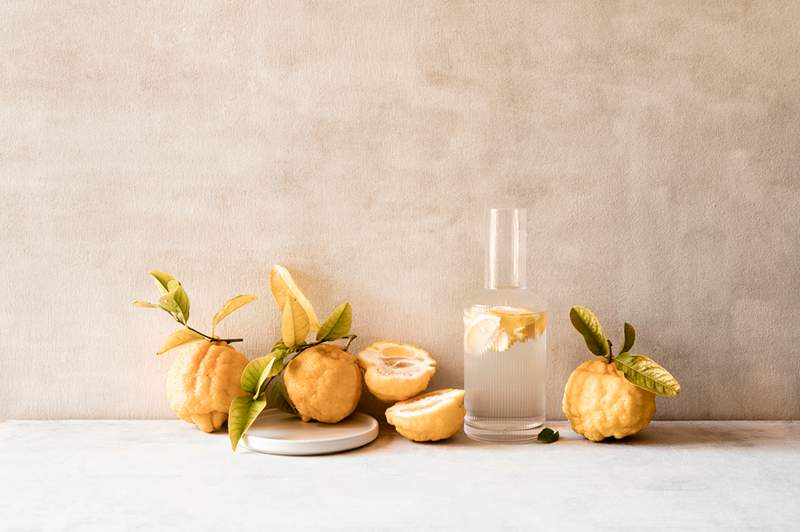 Das Trinken von Zitronenwasser mit Backpulver für die Verdauungsgesundheit ist weit überstädt, sagt ein Ernährungsberater