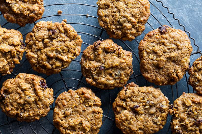 La ricetta per biscotti per la colazione al cioccolato al cioccolato al cioccolato al cioccolato è ricco di proteine ​​e fibre a base vegetale