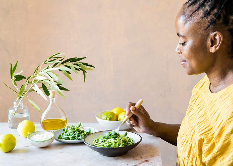 De 9 soorten eiwitderms en RDS bevelen aan om te eten voor een gezonde, gloeiende huid