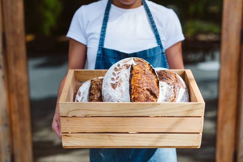 Soy un dietista registrado, y aquí es por qué recomiendo comer pan para una mejor salud intestinal