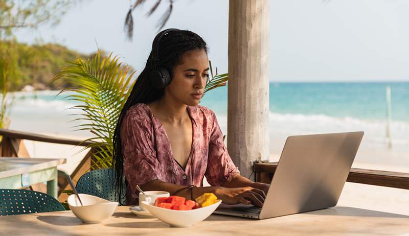 Quando ooo, ti stacca o si collega? Ecco come disconnettersi davvero durante il vacanza