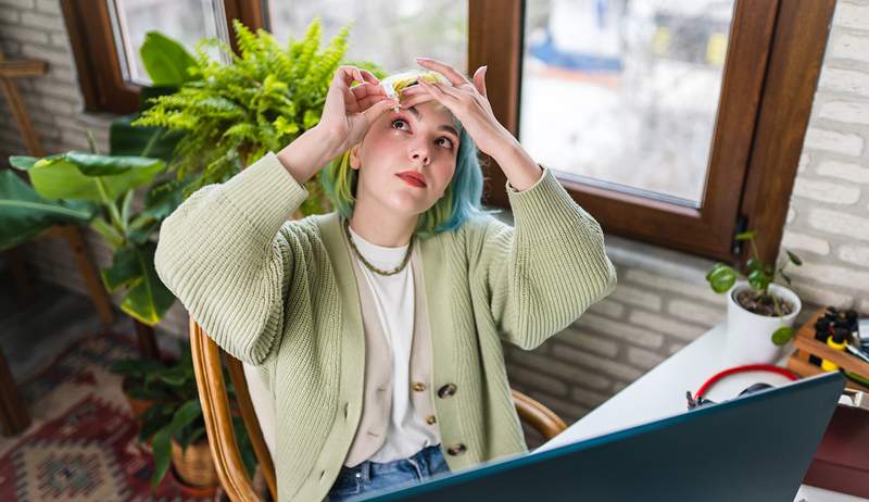 Hvad det faktisk betyder, når dine øjne er 'trætte' ifølge en øjenlæge og optiker