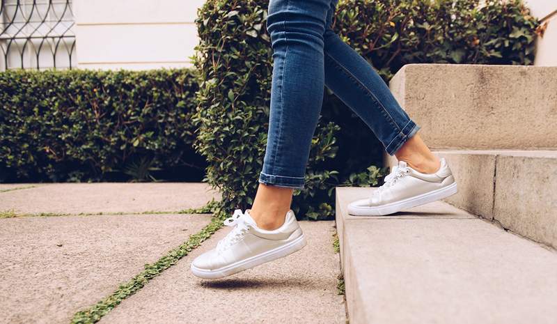 10 migliori sneaker da viaggio per far sentire i tuoi piedi come se fossero seduti in prima classe