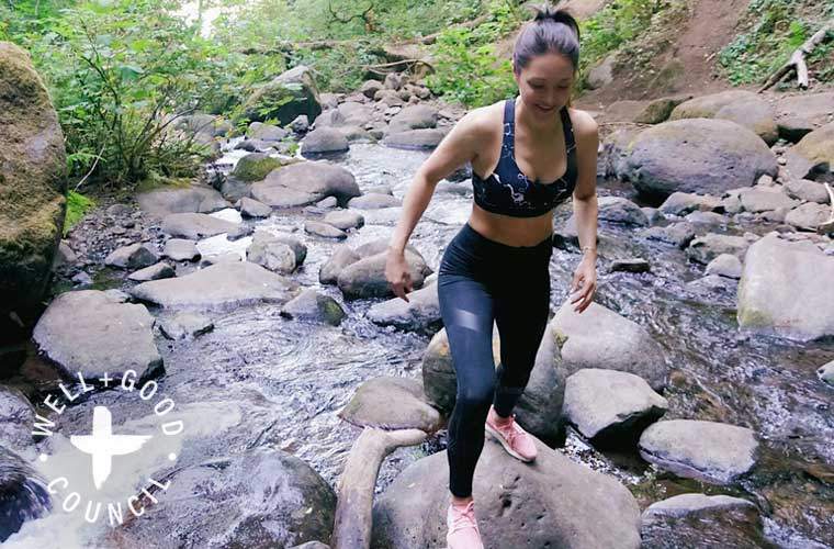 Hogyan segíti az erdőfürdő japán gyakorlata, hogy a Candice Kumai földelt maradjon