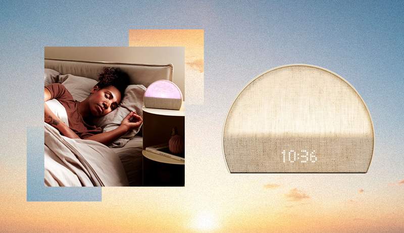 Apakah Anda cenderung bangun di sisi tempat tidur yang salah? Anda membutuhkan jam alarm ini dengan speaker motivasi bawaan