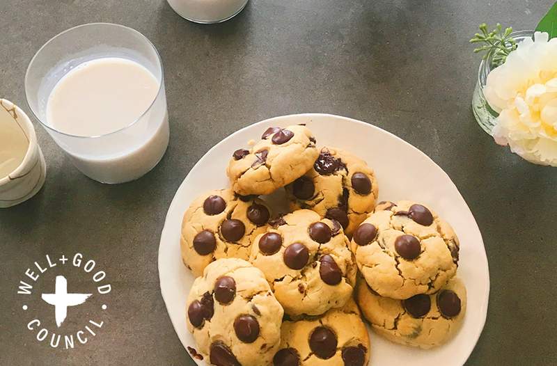 Si las galletas con chispas de chocolate y el pan de plátano tuvieran un bebé, esta receta sería el resultado de Ooey-Gooey