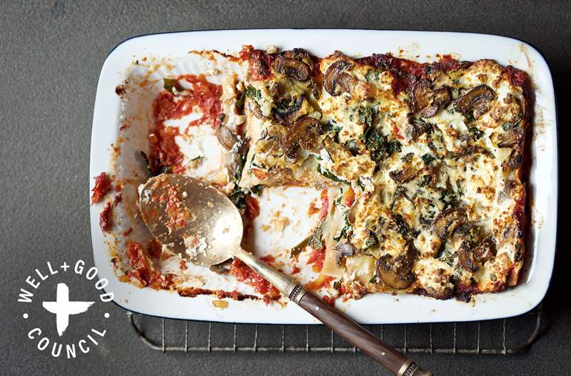 Esta fácil y saludable lasaña de hongos hará que su próxima noche de pasta sea aún mejor